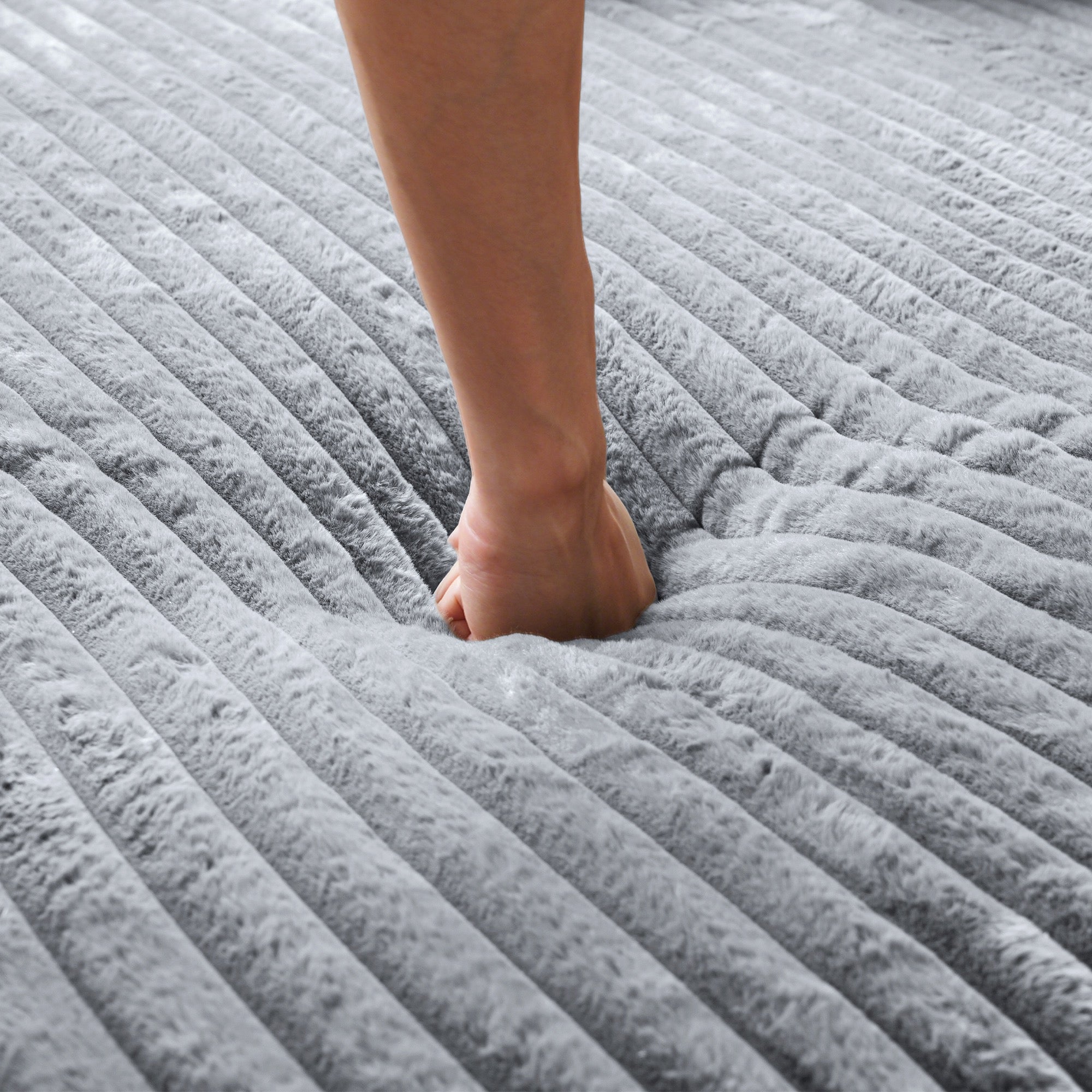 The Ridge Chaise